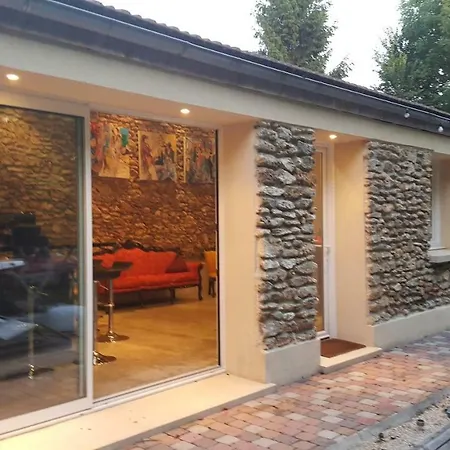 La Gibeciere Dom wakacyjny Villeneuve-Saint-Denis